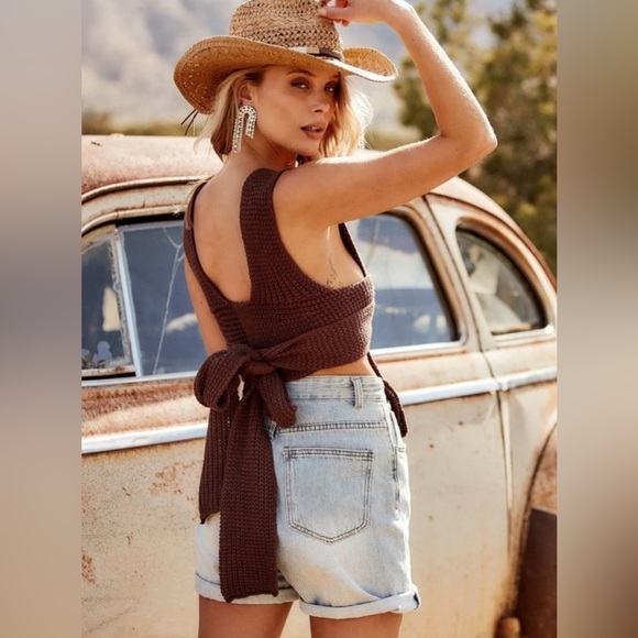 12th Tribe CORONADO BROWN KNITTED TOP - Picture 2 of 3